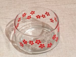 画像1: フィンランド　　　ガラスの入れ物　　　　赤い花