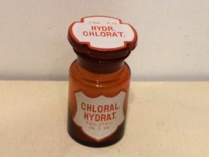 画像1: チェコスロヴァキア　ヴィンテージ　濃い茶色のガラス瓶　　DIACETYL-MORPH.HYDR.