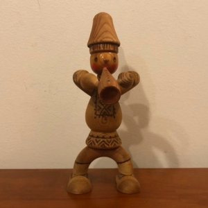 画像1: ロシア　木の人形　ラッパを吹く男の子